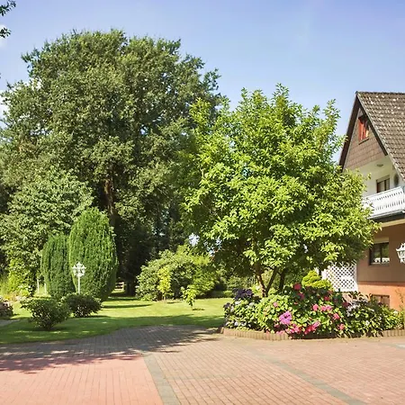 Schmidt 2* Rosengarten (Lower-Saxony)